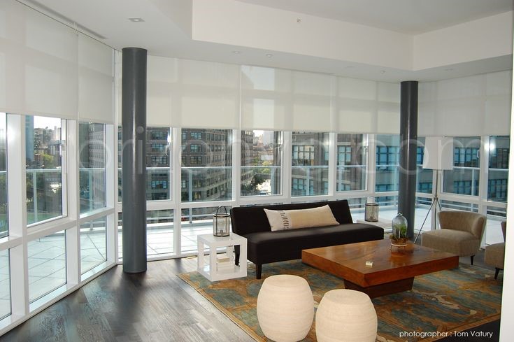 What Motorized Blinds Dubai Designs Create a More Comfortable Indoor Environment?